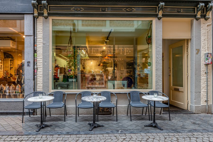 Frituur ter overname in Maastricht, Limburg — Frituur Eethuis Restaurant hartje centrum Maastricht