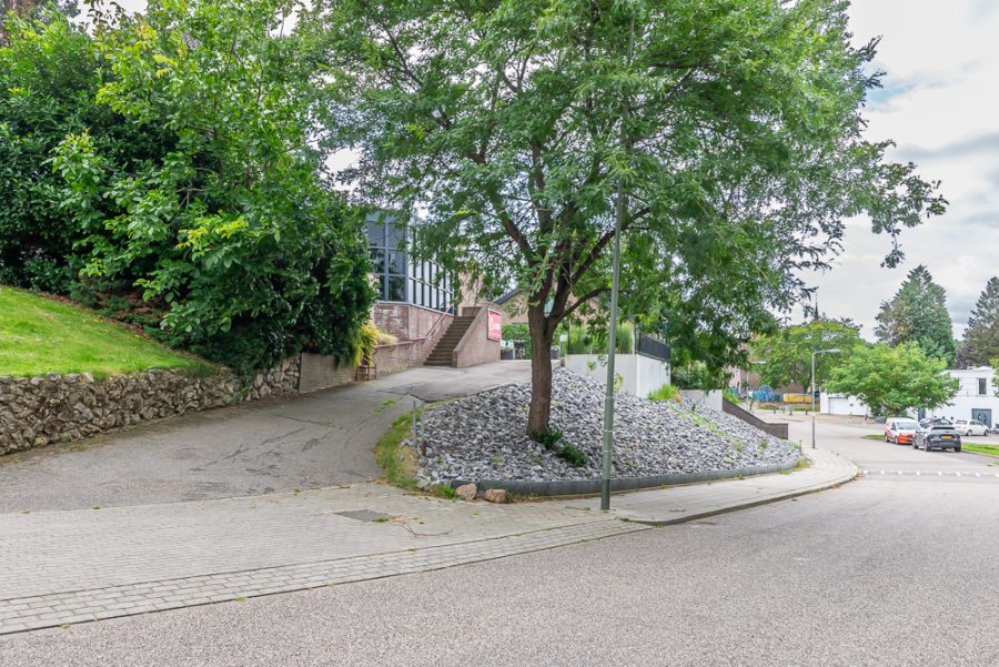 Danscentrum te koop in Urmond, Limburg — Trouwzaal - Feestzaal 1000 m² Stein