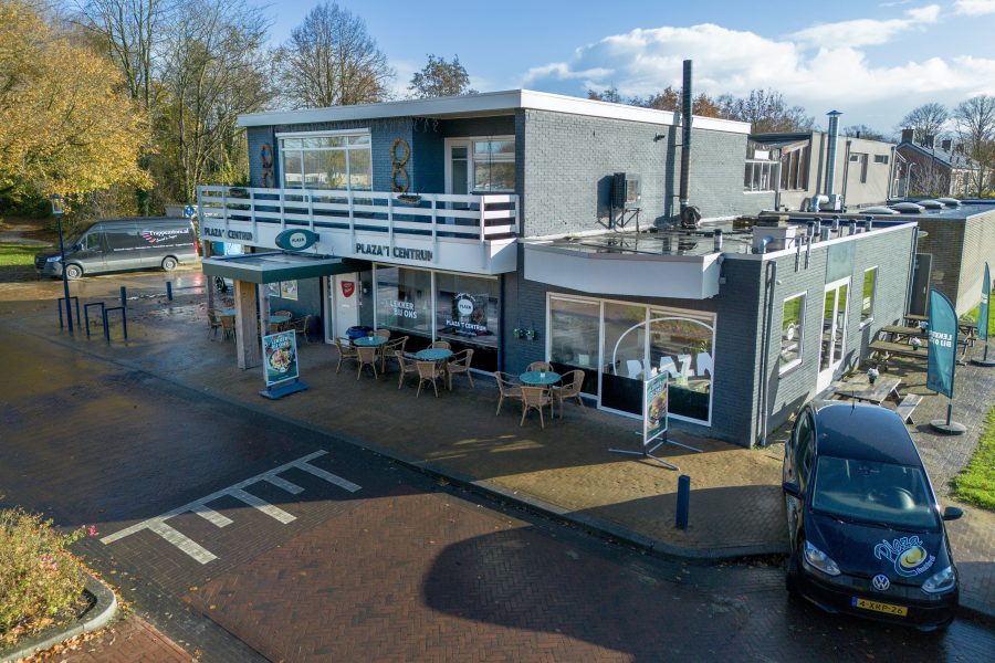 Cafetaria-snackbar ter overname in Kootstertille, Friesland — Kopen of huren: Snackbar t Centrum Kootstertille