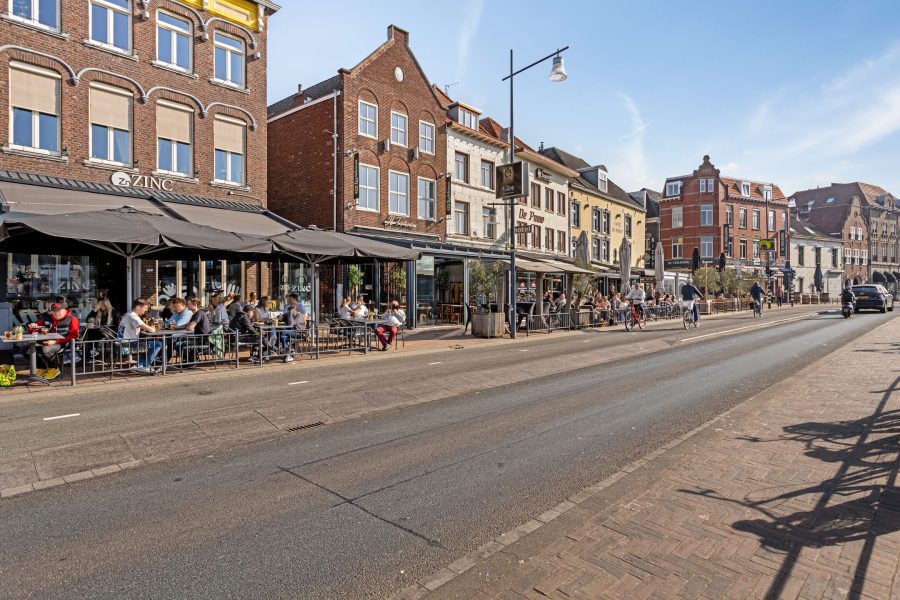 Horeca beleggingspanden te koop in Roermond, Limburg — Roerkade 3 & 3a 6041 KZ Roermond VERKOCHT