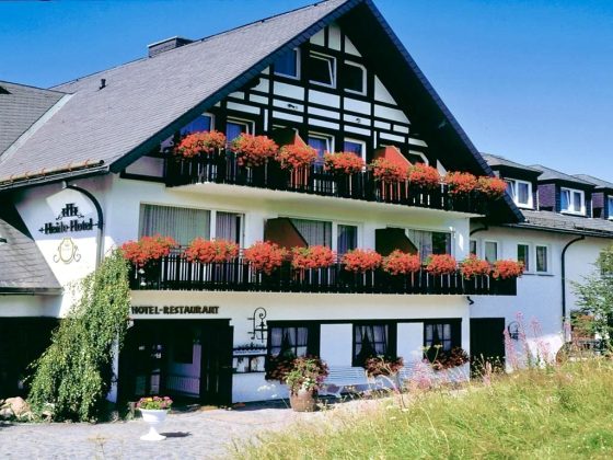 Hotel te koop in Winterberg, Noordrijn-Westfalen — Winterberg (Dld) – Heidehotel Hildfeld