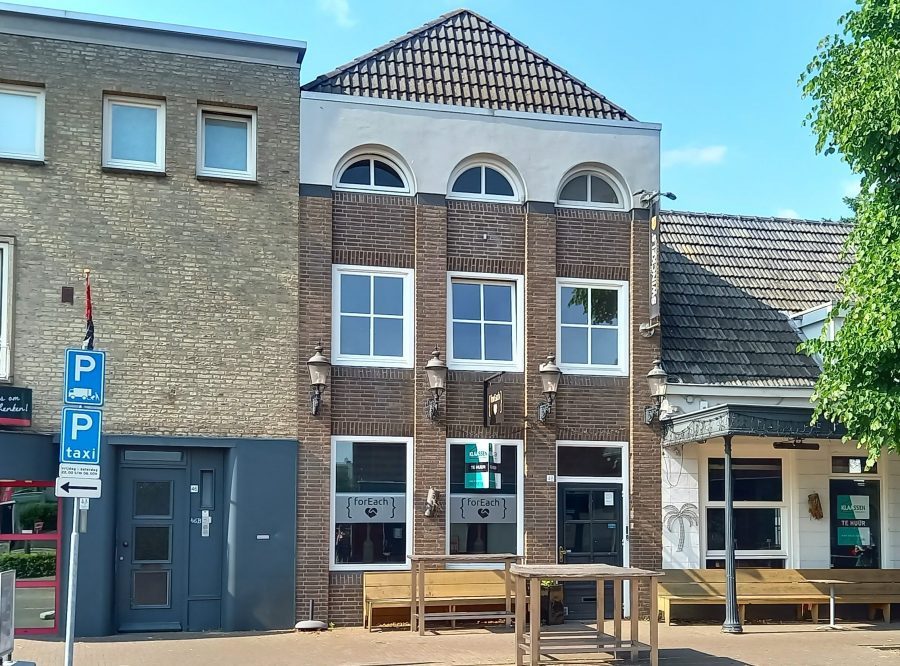 Eetcafé ter overname in Uden, Noord-Brabant — 110 m2 horecaruimte Uden centrum