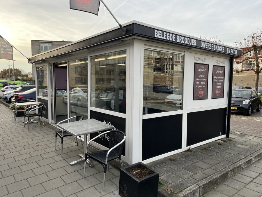 Snackbar ter overname in 's-Gravenhage, Zuid-Holland — ID 1006 EH Snackbar bij Peter