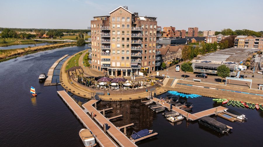 mogelijk als: restaurant of brasserie of lunchroom ter overname in Hardenberg, Overijssel — Hardenberg | Restaurant De Kade
