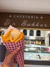 Cafetaria-snackbar ter overname in Valkenswaard, Noord-Brabant — Met succes verkocht: Cafetaria d'n Bakker .