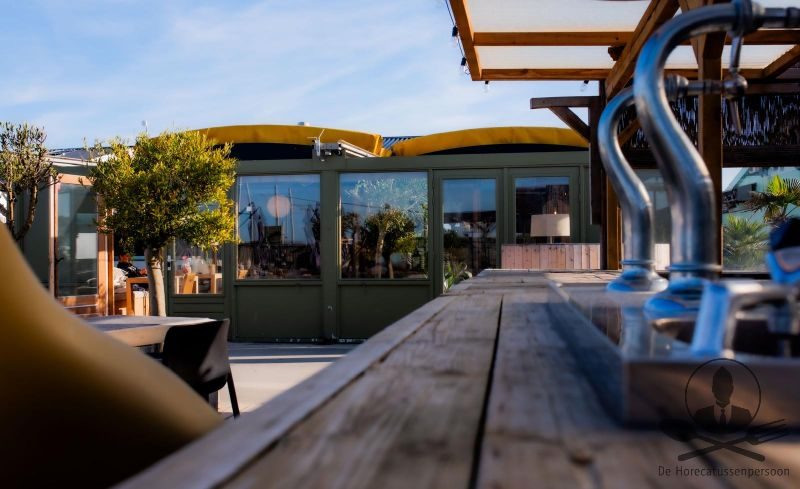 Strandpaviljoen ter overname in Hoek van Holland, Zuid-Holland — Jaarrond strandpaviljoen in Hoek van Holland