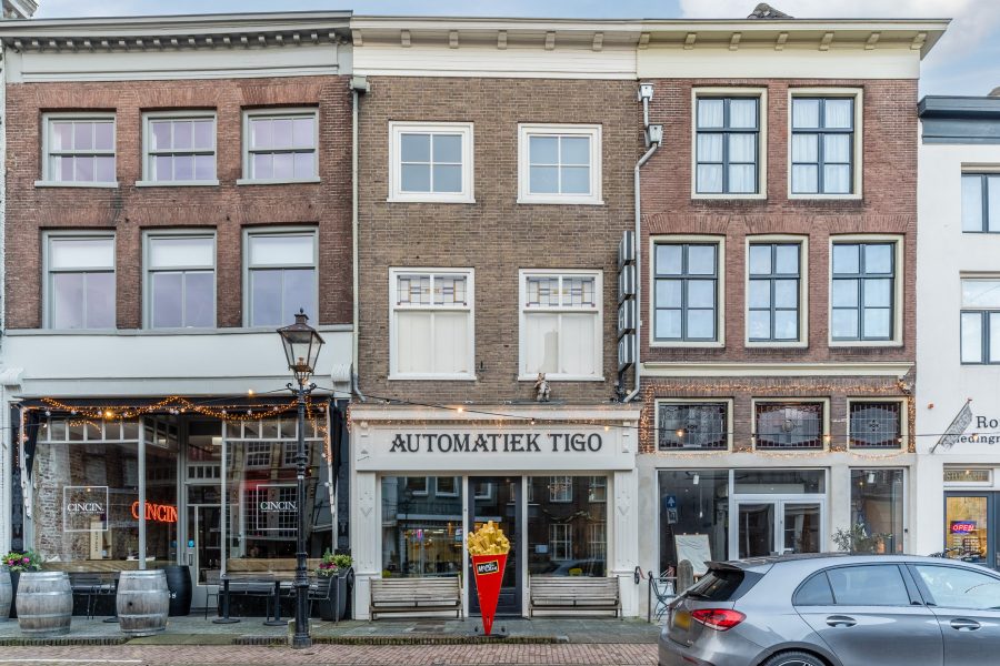 Cafetaria-snackbar te koop in Zaltbommel, Gelderland — Cafetaria te Zaltbommel