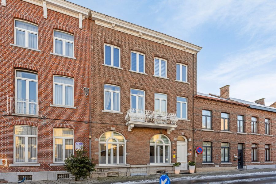 Overige ter overname in Sint-Truiden, Vlaams Gewest — Te Koop zeer mooi Herenhuis / B&B in Sint-Truid...