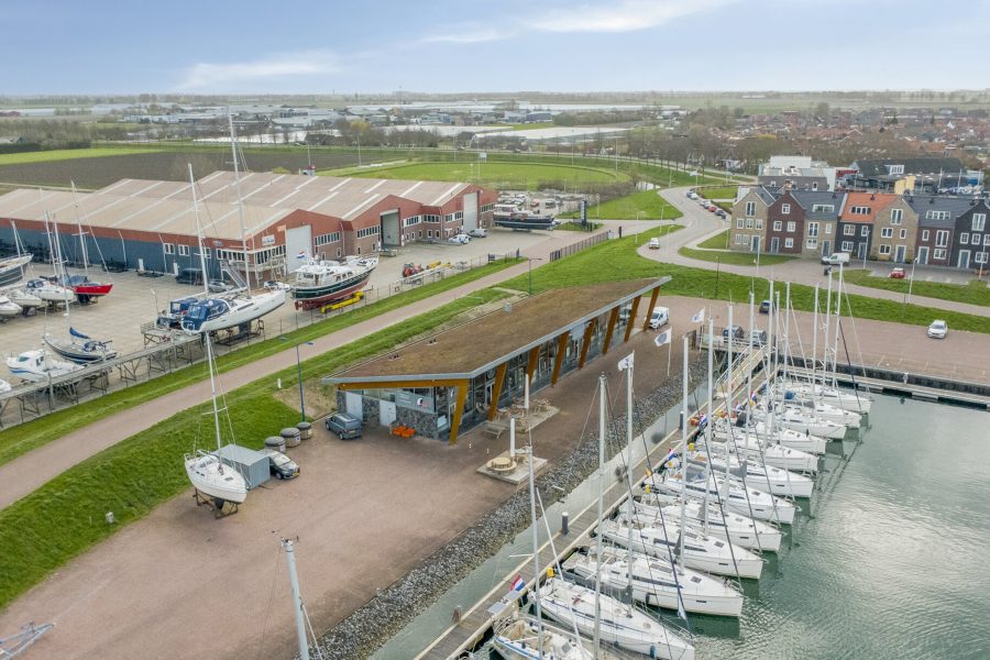 Restaurant te koop in Sint-Annaland, Zeeland — Restaurant met terras aan het water
