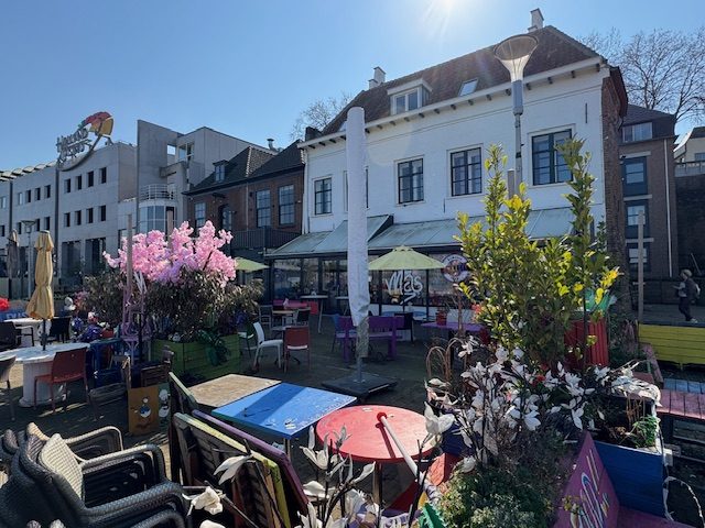 Restaurant ter overname in Nijmegen, Gelderland — TEAB Restaurant aan de Waalkade met groot terras