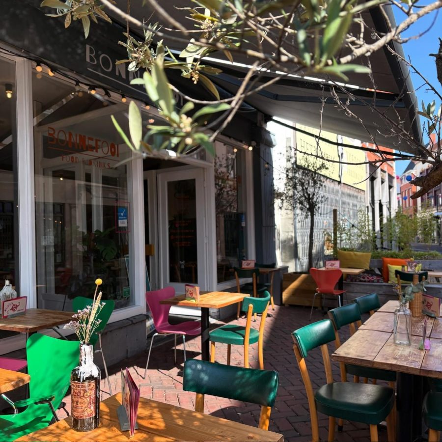 mogelijk als: restaurant of brasserie of lunchroom ter overname in Roosendaal, Noord-Brabant