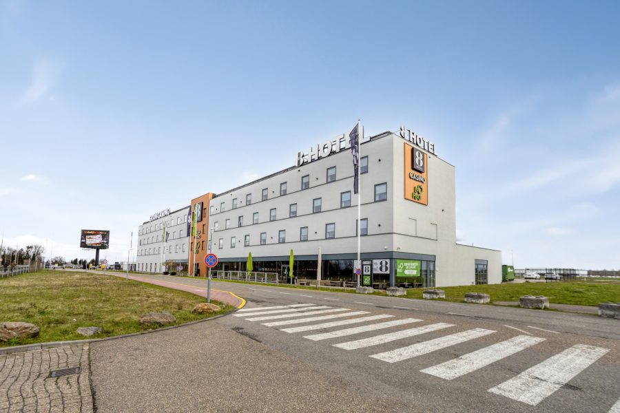 Restaurant ter overname in Maastricht Airport, Limburg — La Place Vliegveldweg 72 Maastricht-Airport