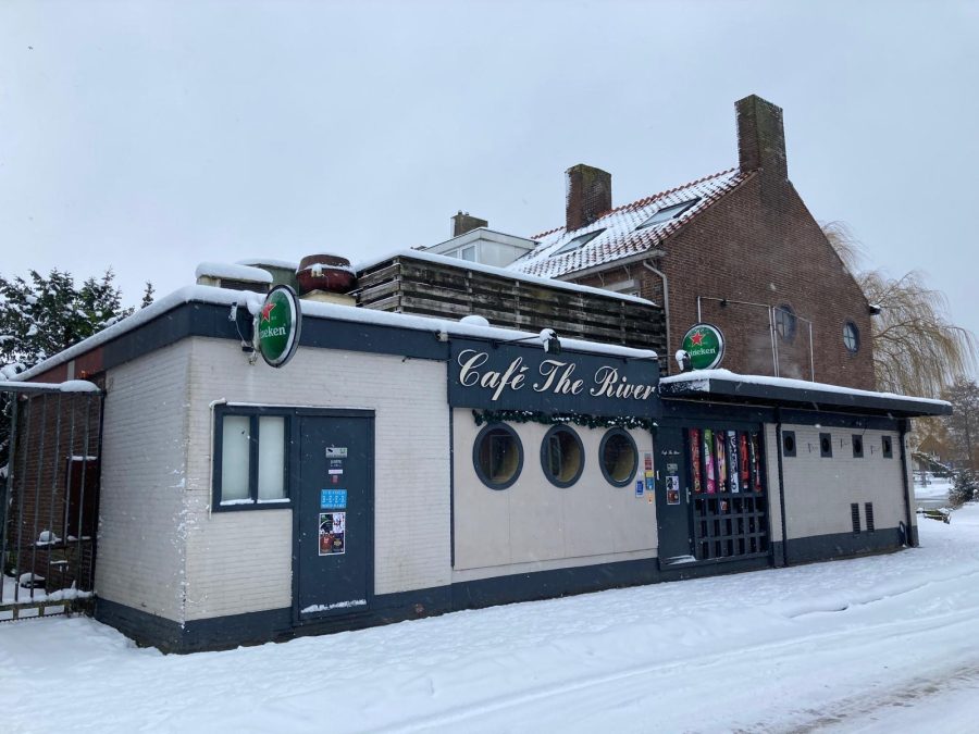 Overige ter overname in Uithoorn, Noord-Holland — Ter Overname Café in het uitgaansgebied van Ui...