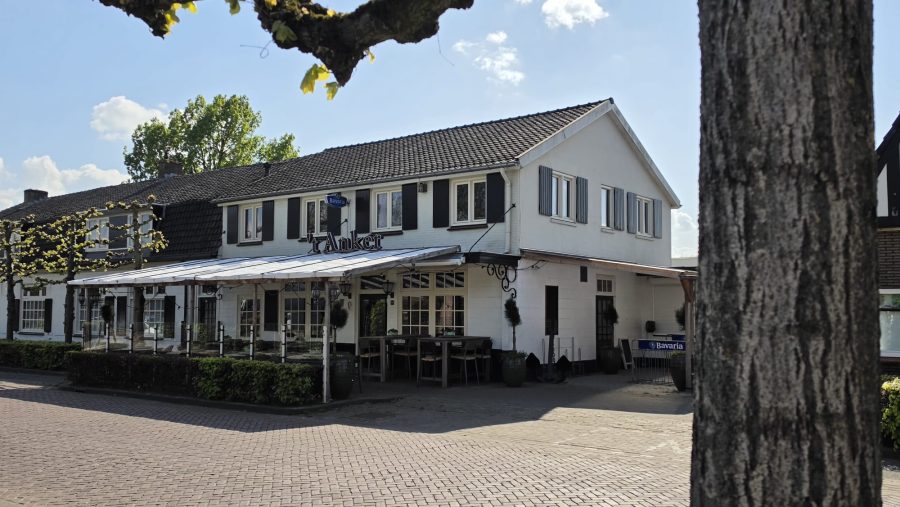 Café-bar-zaal ter overname in De Mortel, Noord-Brabant — Huurpand met woning en overname bedrijfsinventaris