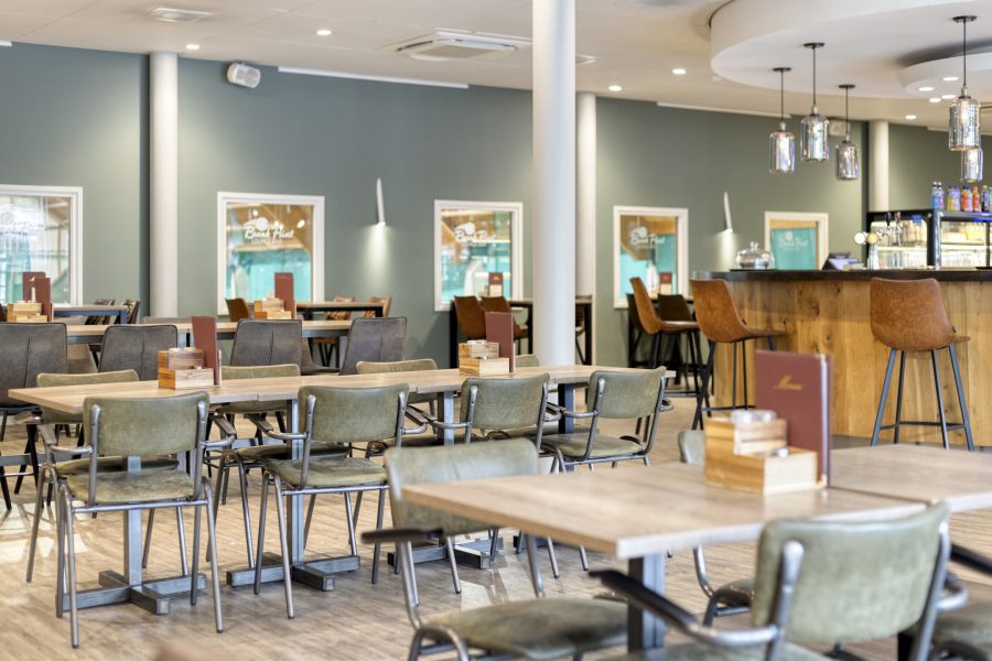 Brasserie ter overname in Veldhoven, Noord-Brabant — Brasserie - loungeroom Breakpoint