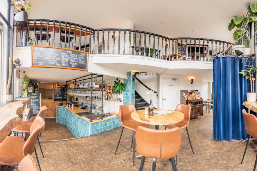 Café/restaurant ter overname in Rotterdam, Zuid-Holland — Sfeervol biercafé met terras Rotterdam