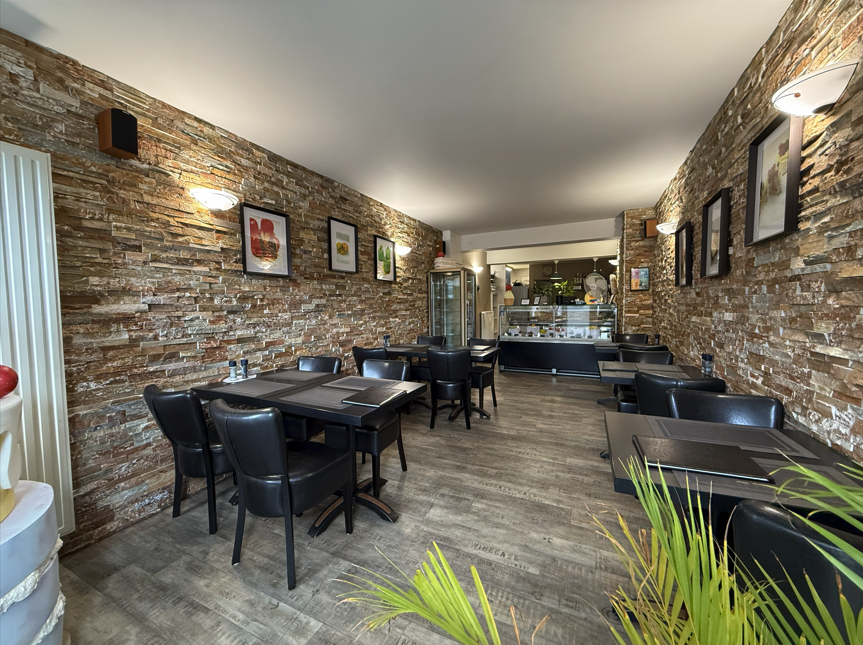 Café in pacht in Oostende, West-Vlaanderen — Oostende - Café/Tearoom over te nemen