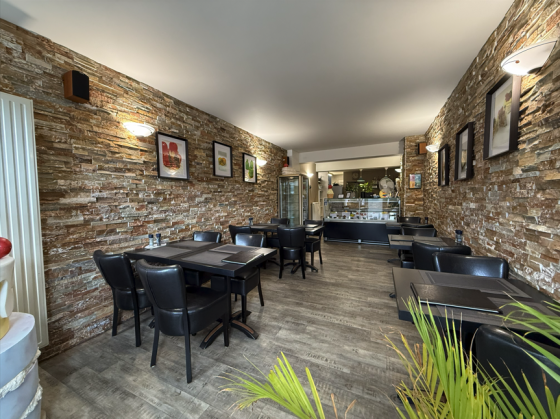 Café in pacht in Oostende, West-Vlaanderen — Oostende - Café/Tearoom over te nemen