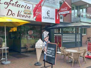 Cafetaria-snackbar ter overname in Winschoten, Groningen — Cafetaria De Venne verkocht in Winschoten