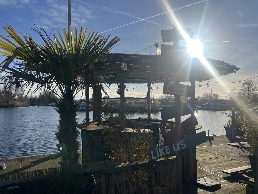 Brasserie ter overname in Aalsmeerderbrug, Noord-Holland — Top locatie aan het water in Aalsmeer