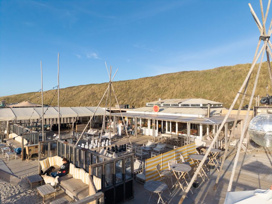 Strandpaviljoen ter overname in Zandvoort, Noord-Holland — Paal 69 Zandvoort