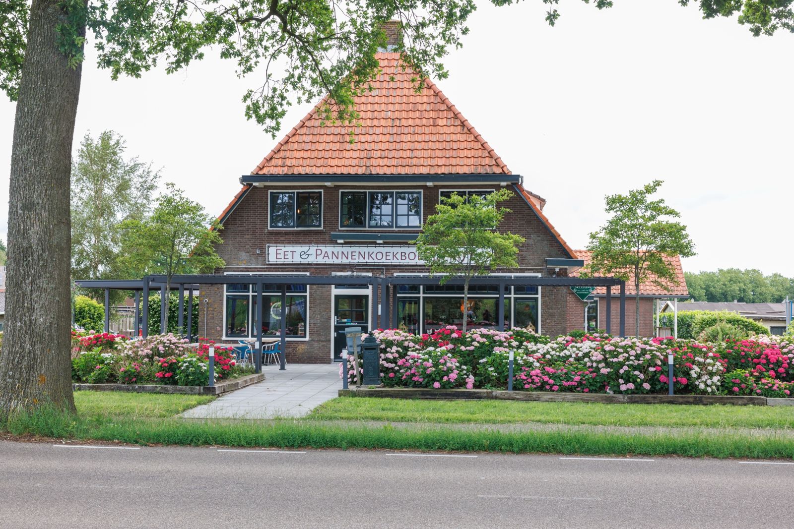 Foto 1 van 15: Restaurant ter overname in Steenwijk, Overijssel — Pannenkoekboerderij Steenwijk