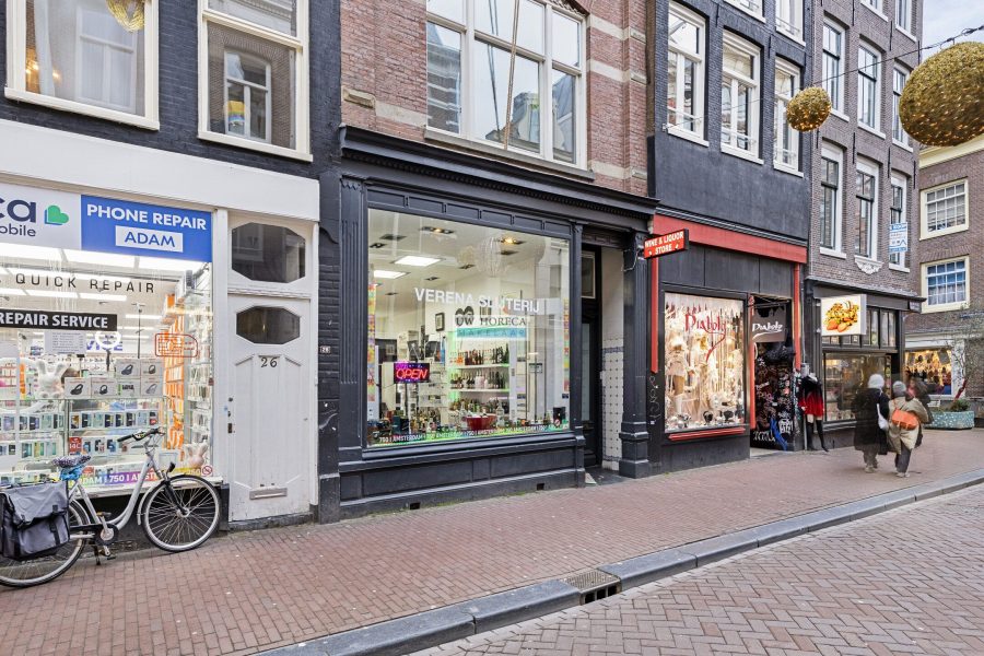 Café/slijterij ter overname in Amsterdam, Noord-Holland — Slijterij - Leidseplein Amsterdam €60.000,-