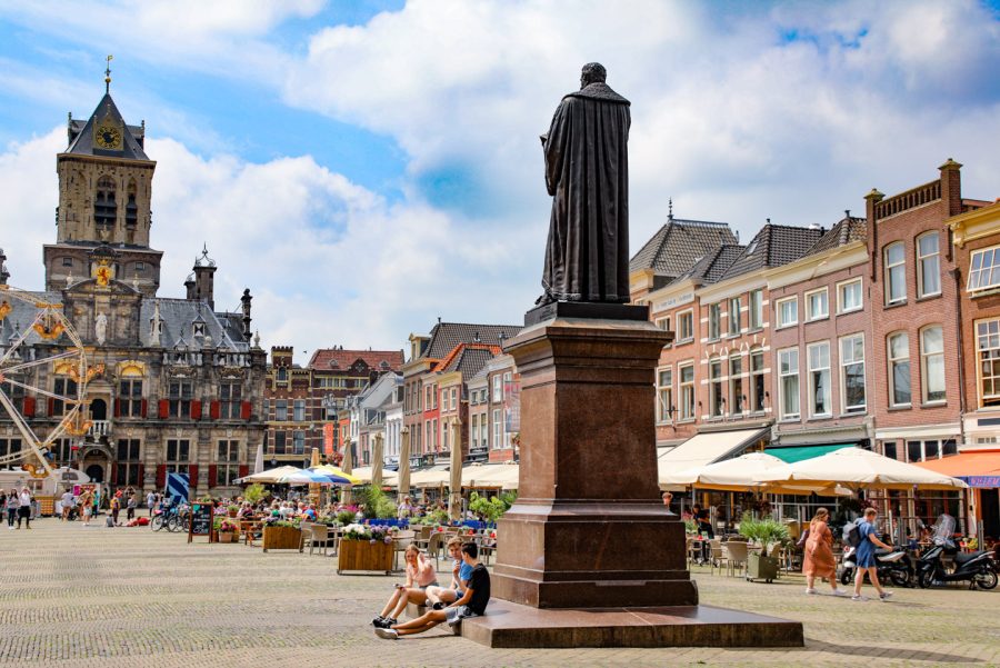 Lunchroom ter overname in Zuid-Holland — Te Koop: horecalocatie in het Centrum van Delft
