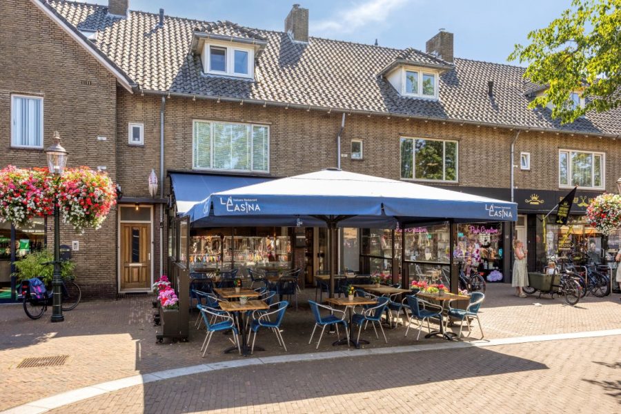 Restaurant ter overname in Huizen, Noord-Holland — ID4079 Sfeervol restaurant met terras en koopoptie