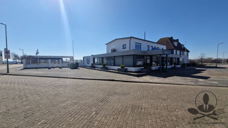 Restaurant te huur in Hoek van Holland, Zuid-Holland — Te huur: ruim horecapand met woonruimte in Hoek van Holland