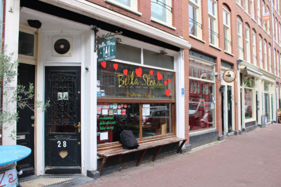 Restaurant/bezorgservice ter overname in Amsterdam, Noord-Holland — Bijzonder horecageheel bestaande uit drie panden