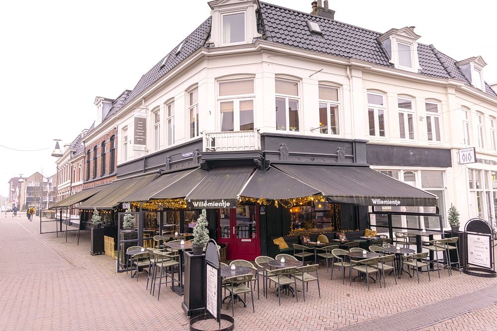Foto 2 van 14: Brasserie ter overname in Enschede, Overijssel — Te koop centrum Enschede Brasserie ”Willemientje”